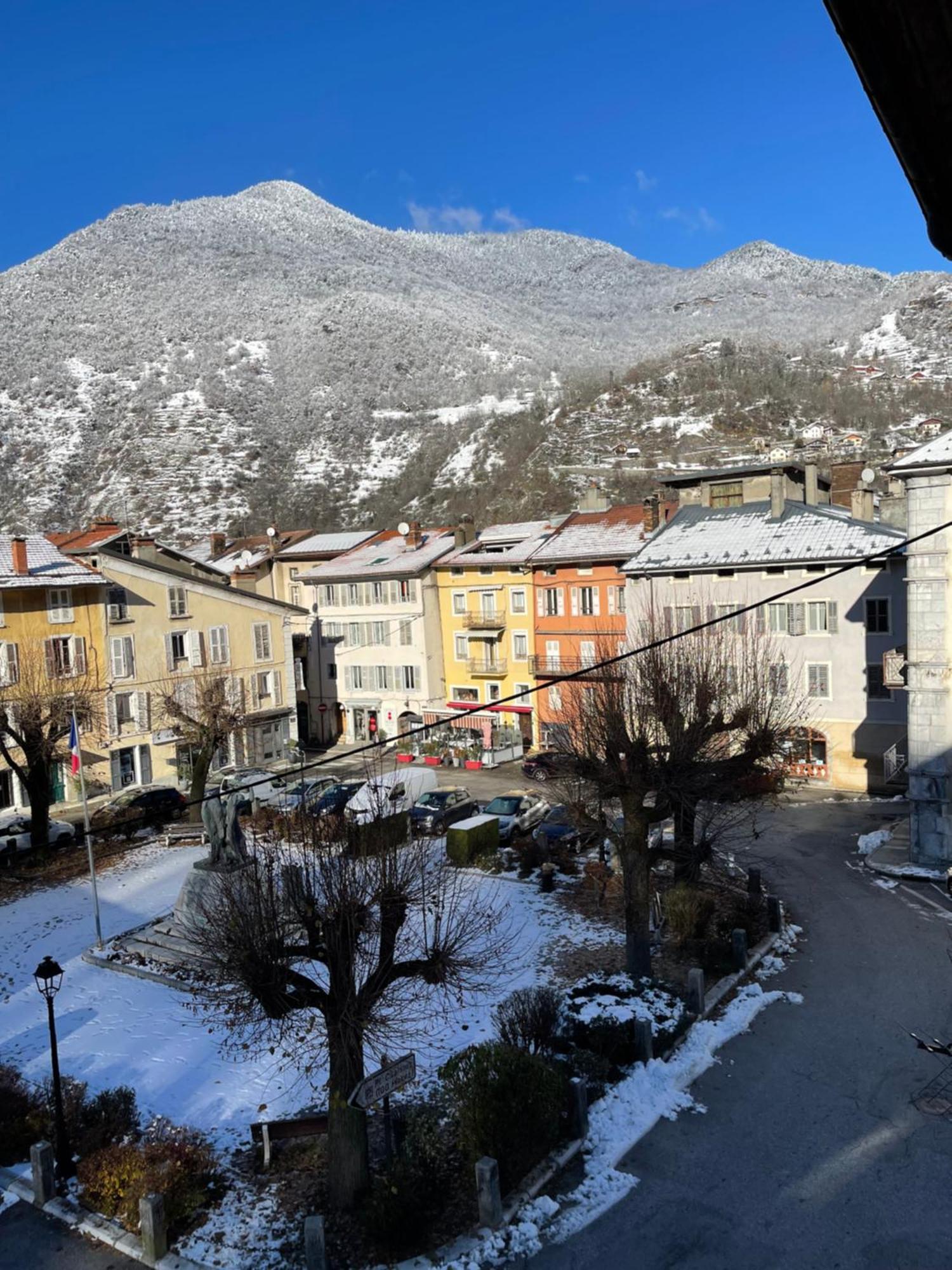 La Montagnette L Oursson Chambre Maison En Travaux De 10H A 17H Moutiers  Exterior photo